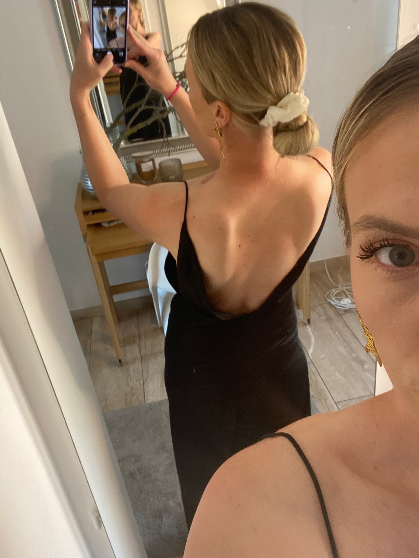 Kleid „Sophia“ mit Rückenausschnitt