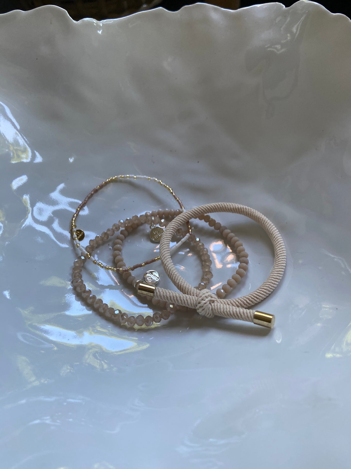 Armbandset „C4-beige“ mit Glasperlen