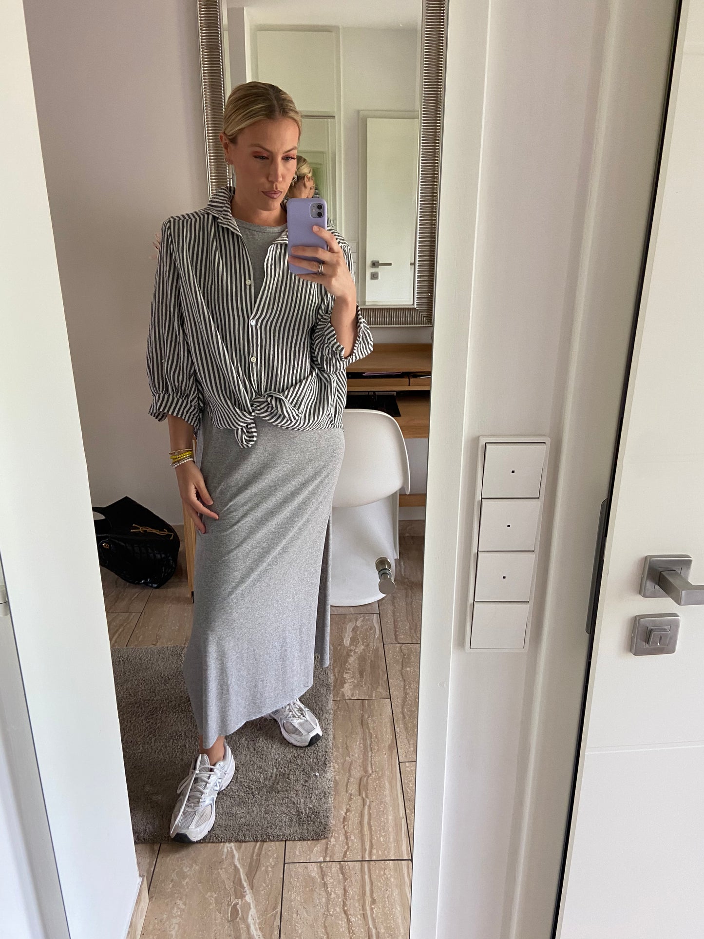 Musselinbluse „Stripe“ Weiß/Anthrazit